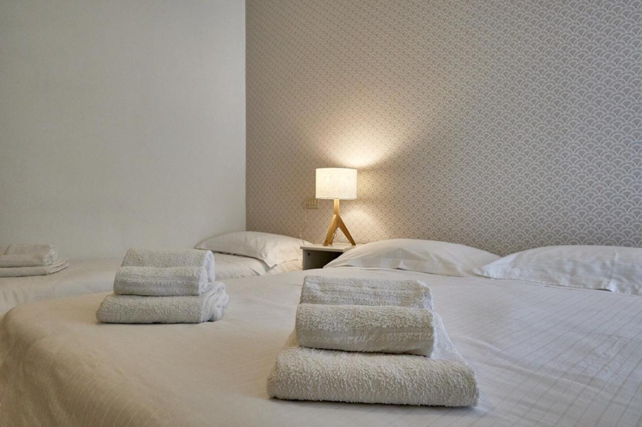 Hotel Spring リミニ エクステリア 写真