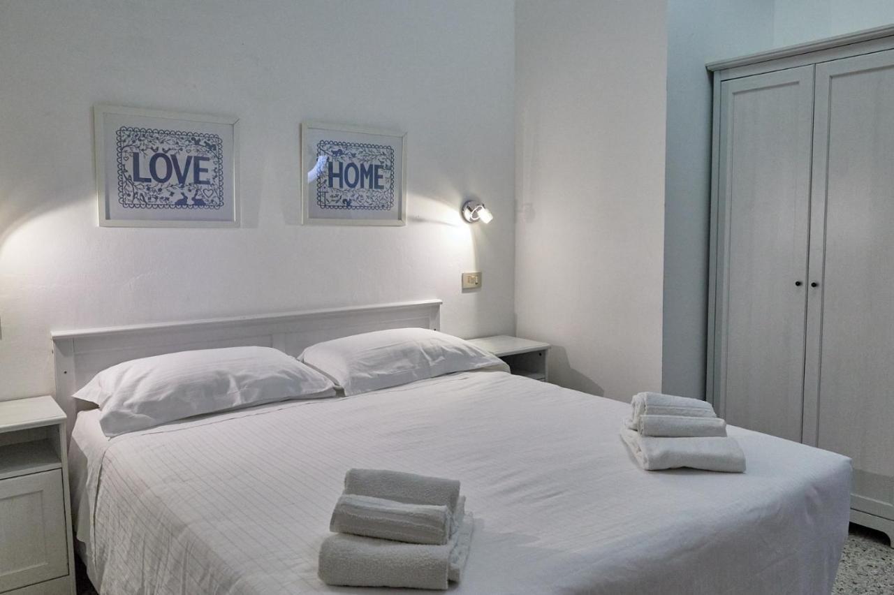 Hotel Spring リミニ エクステリア 写真