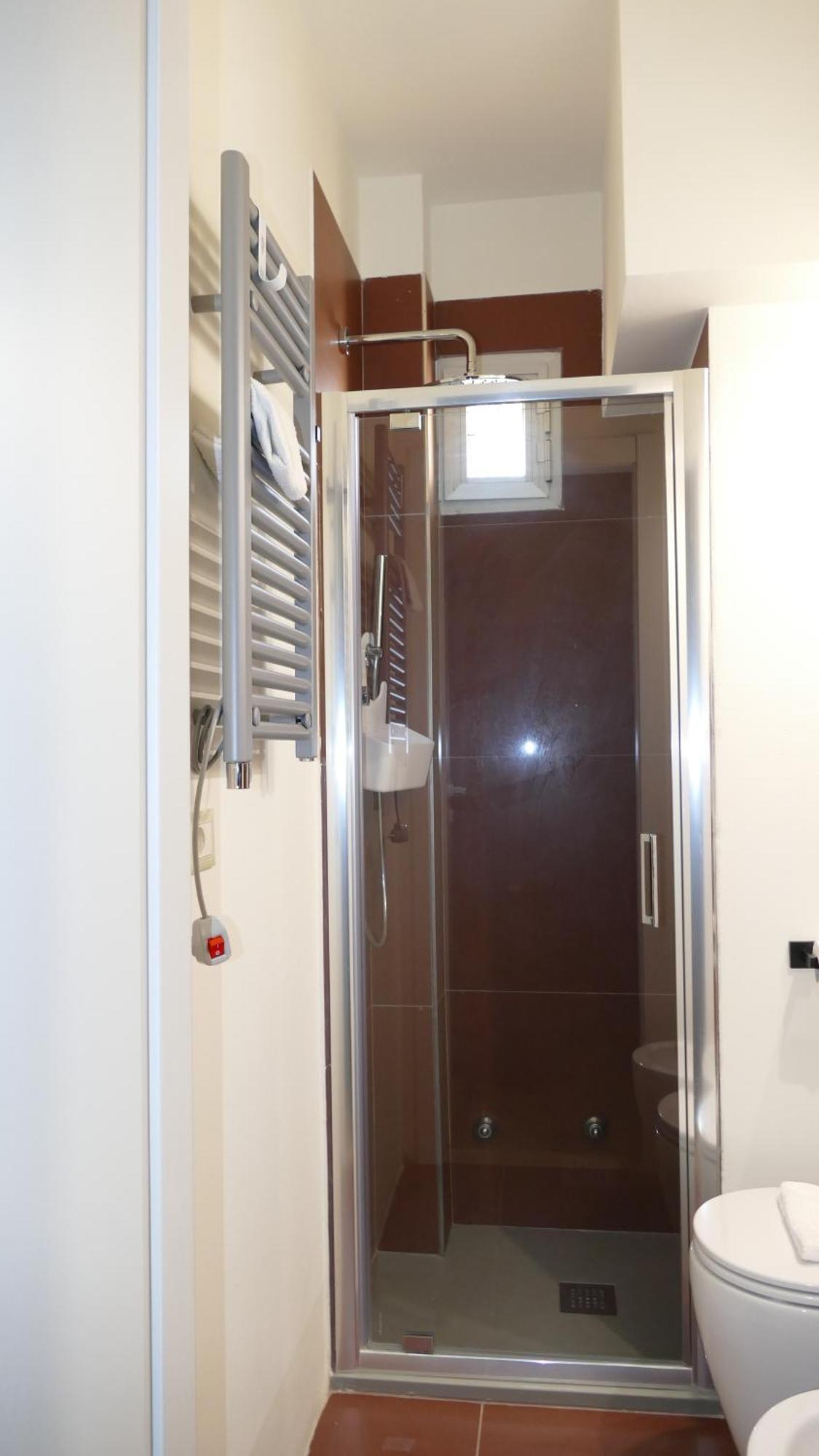 Hotel Spring リミニ エクステリア 写真